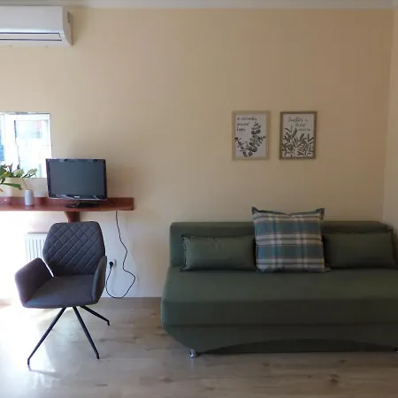 Ildiko Apartman Appartamento *